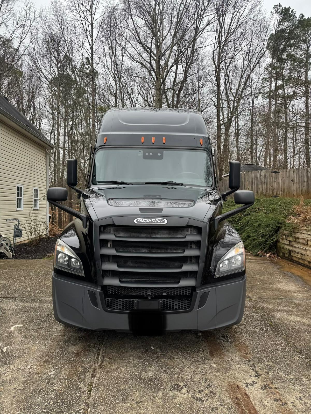 Big Ugly Truck — We Buy Semi Trucks and Heavy Duty Trucks Nationwide